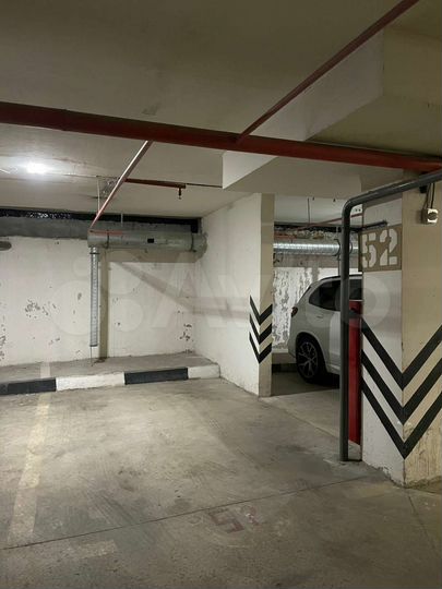 Машиноместо, 18 м²