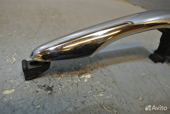 Ручка двери наружная левая Kia Sportage 2010-2015