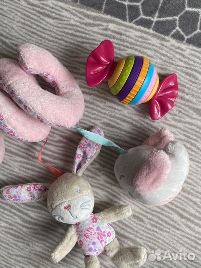 Игрушки для новорожденных