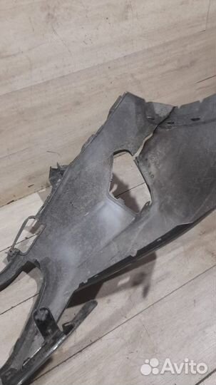 Бампер передний под омыватели передний Toyota Rav4