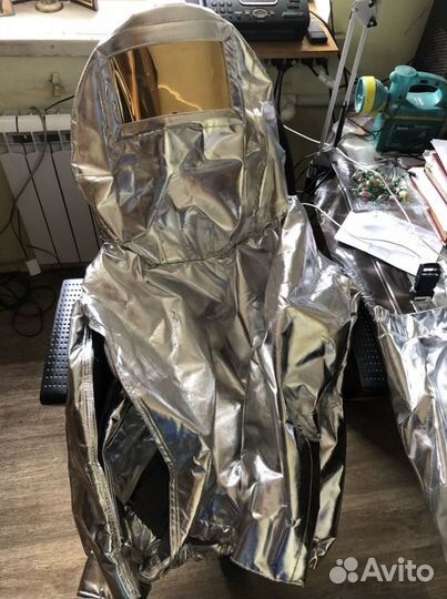 Алюминизированный пожарный костюм