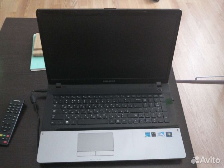 Ноутбук Samsung np300e7a