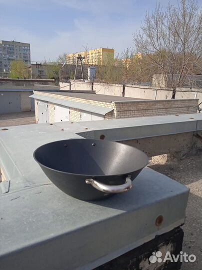 Казан с крышкой