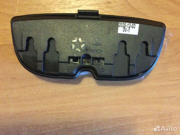 Фара задняя для велосипеда под багажник с катафото