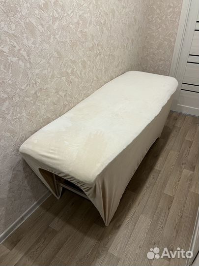 Продам кушетку с чехлом и матрасом