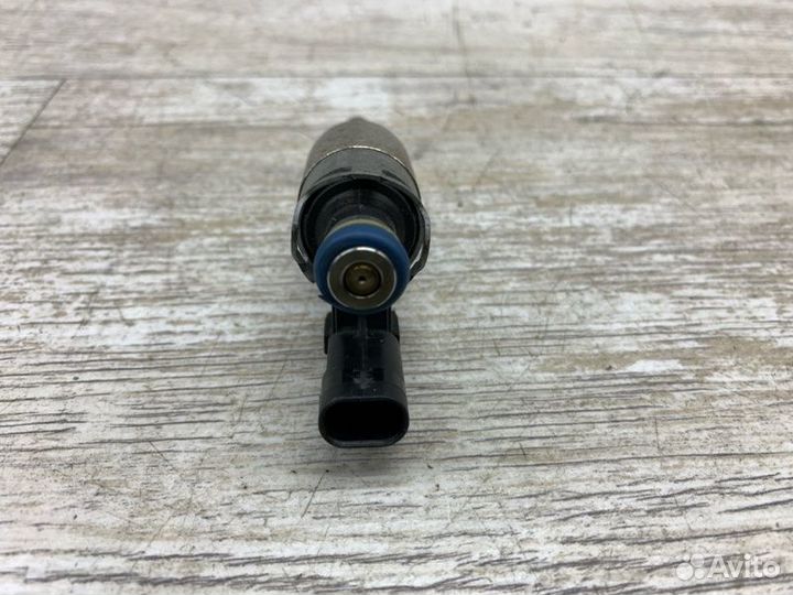 Форсунка топливная Skoda Octavia универсал cjza