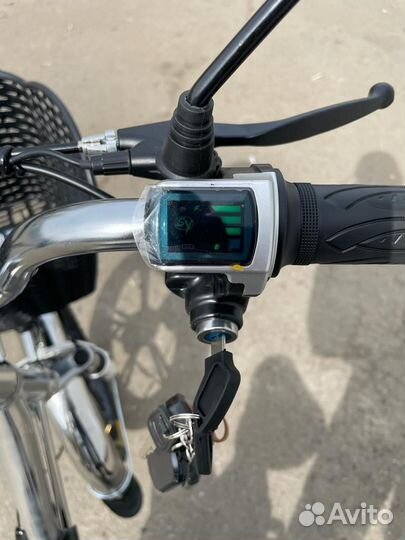 Ручка газа с дисплеем для электровелосипеда