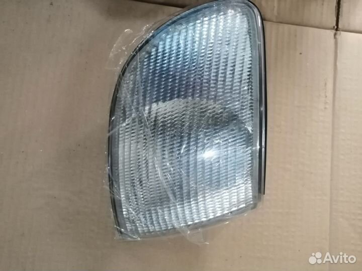 Габарит Audi A6 94-97 Rh Белый, правый ST4411512WR