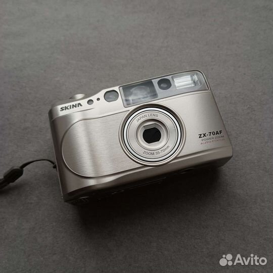 Плёночный фотоаппарат Skina ZX-70