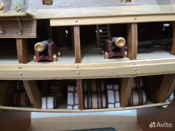 Продам парусник