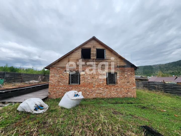 Дом 157 м² на участке 10 сот.