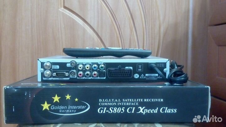 Спутниковый ресивер Golden Interstar