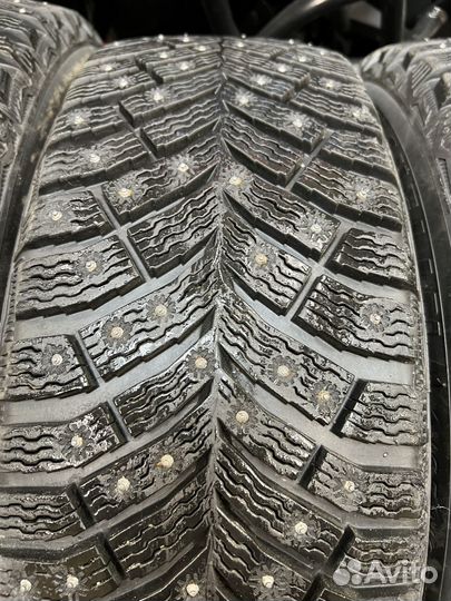 Michelin X-Ice North 4 195/65 R15