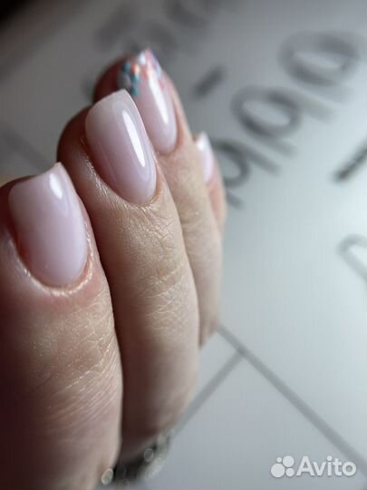 Мастер ногтевого сервиса