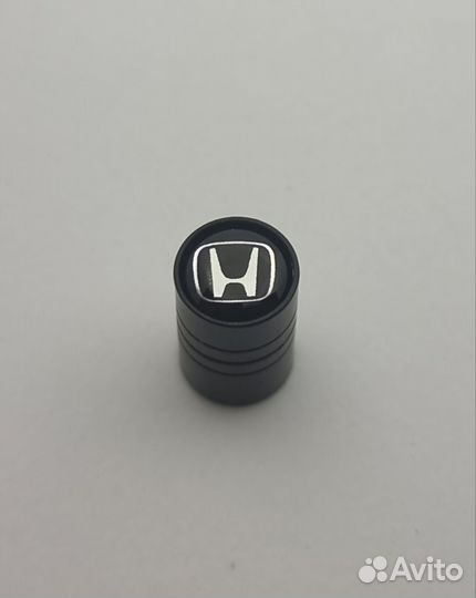 Колпачки на ниппель Honda чёрные