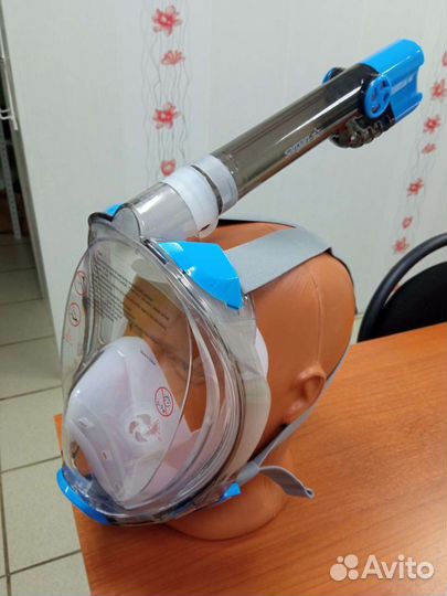 Качественная полнолицевая маска для плавания