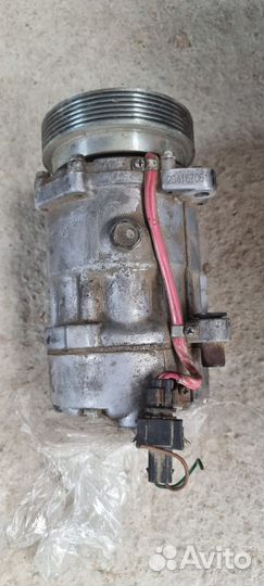 Компрессор кондиционера VAG