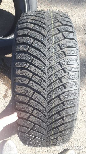 Michelin X-Ice North 4 SUV 235/60 R17 106T