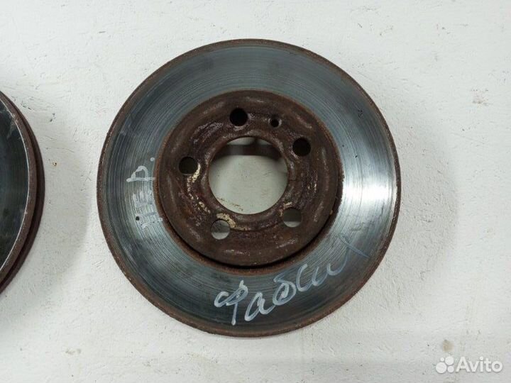 Диск тормозной Skoda Fabia 1.2 cgpa 2010