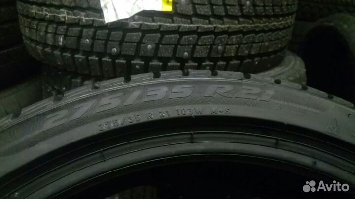 Pirelli Winter Sottozero 3 275/35 R21 103W
