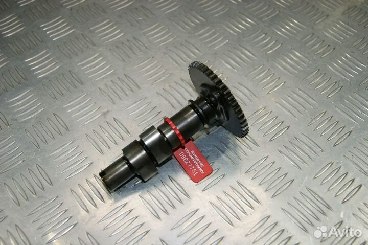 Распредвал Suzuki VS400F Intruder, VK51A