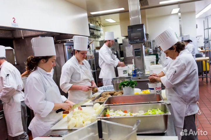 Повар на производство (мясо, рыба, сыры) вахта в М