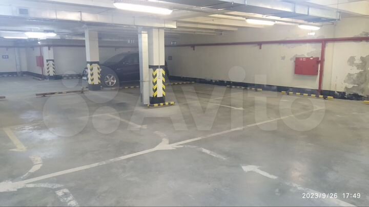 Машиноместо, 13 м²