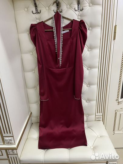 Продается платье