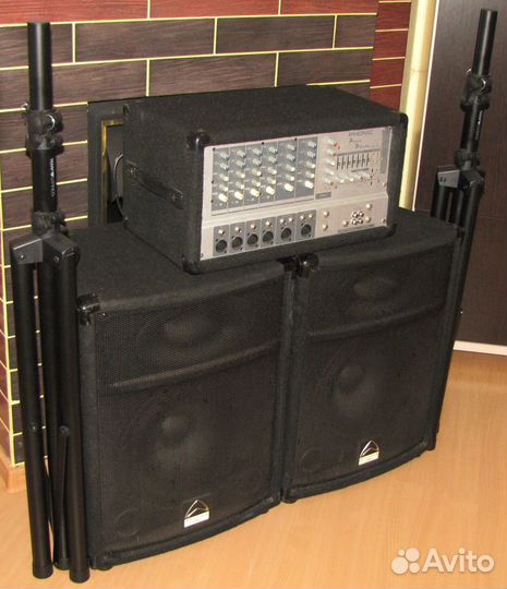 Колонки Wharfedale 1200W Микшер-усилитель Штативы