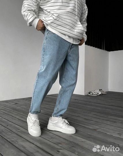 Джинсы