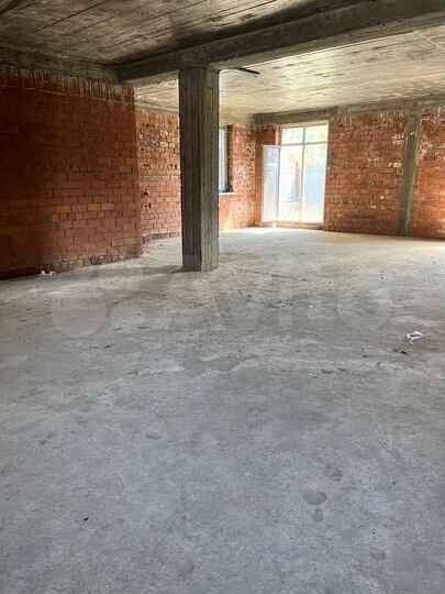 Коттедж 202 м² на участке 4 сот.