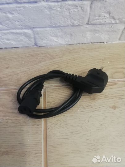 Кабель питания 220V