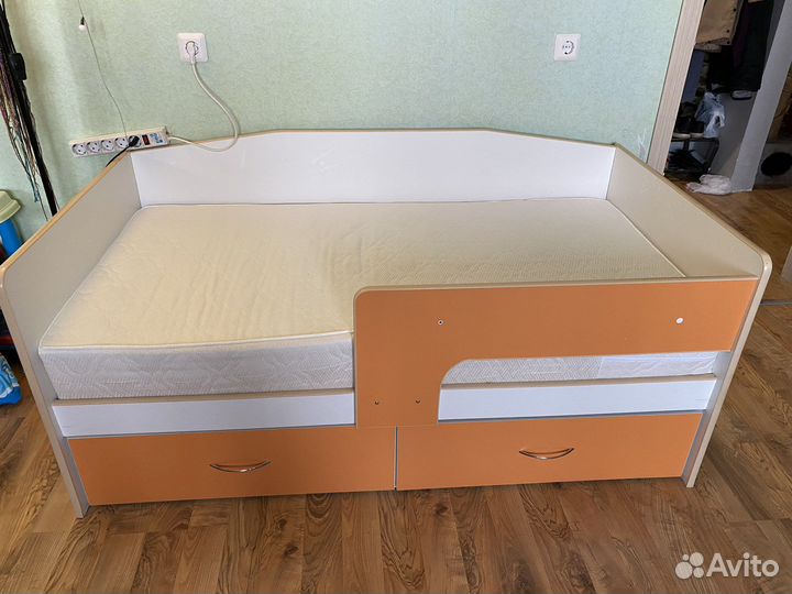 Кровать детская