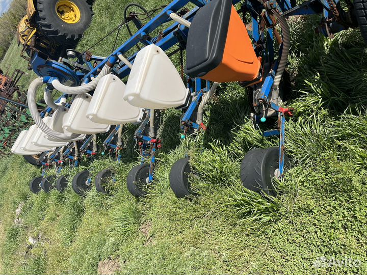 Сеялка (червона зирка) упс -8