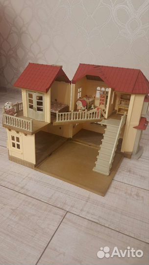 Большой дом со светом Sylvanian Families