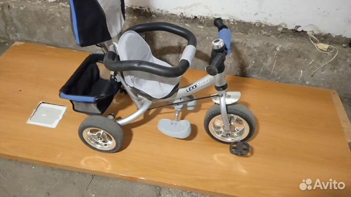 Велосипед детский трёх колёсный