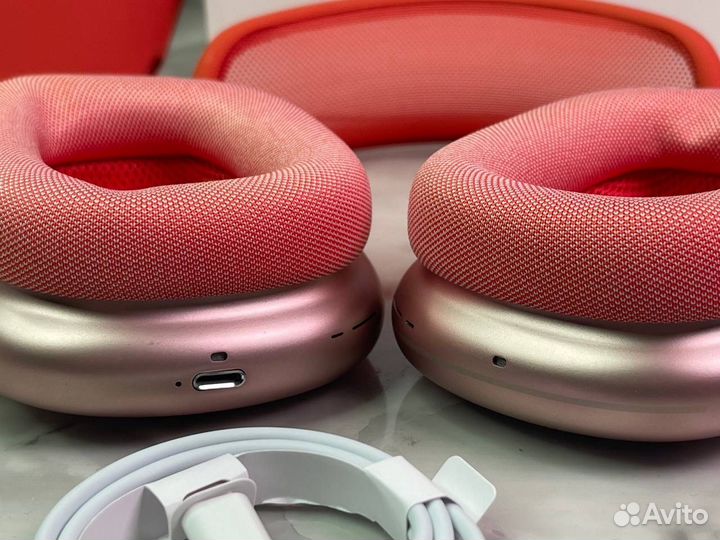 Airpods max red