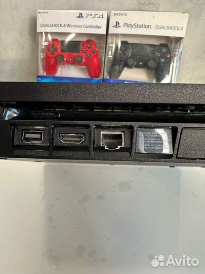 Sony PS4 slim 1tb + 550 игр