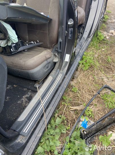 Передний левый порог Hyundai Equus