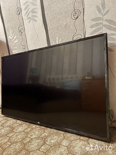 Телевизор LG smart tv 43
