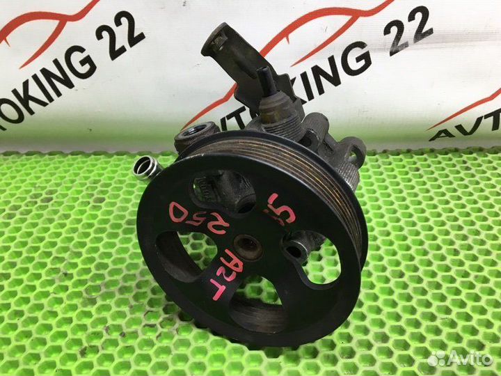 Насос гидроусилителя руля Toyota Avensis AZT250