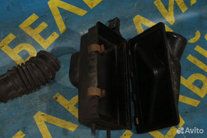 Гофра корпус воздушного фильтра Dodge Caravan 3