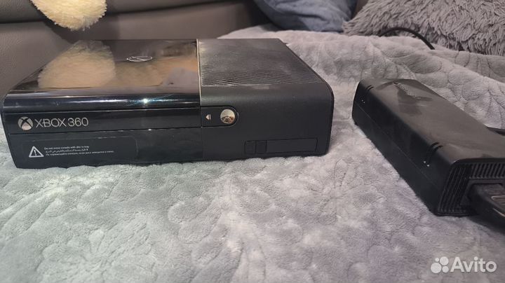 Xbox 360 freeboot kinect+2 джойстика