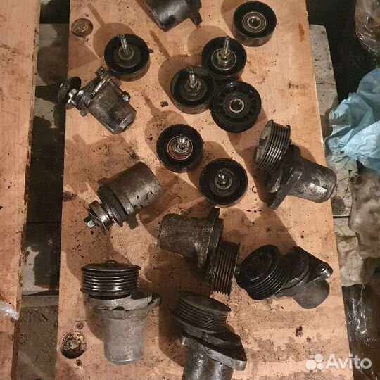 Натяжители ремня ролики форд