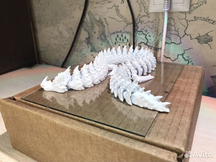 Дракон белый