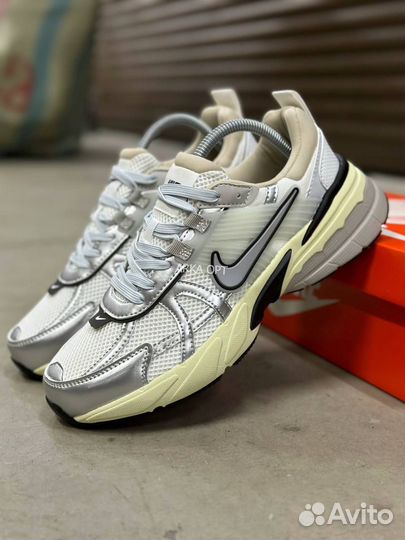 Nike v2k run