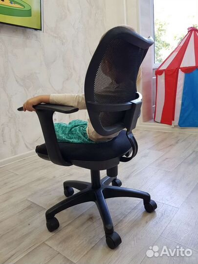 Компьютерное кресло