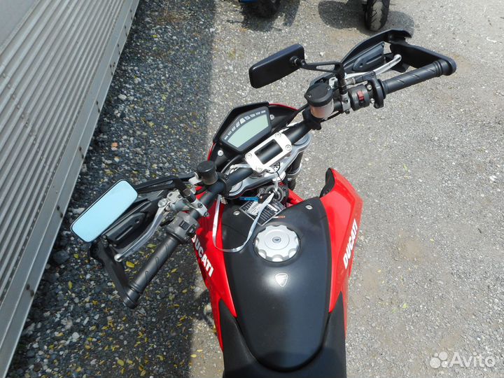 Ducati hypermotard 1100EVO