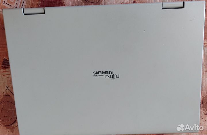 Ноутбук Fujitsu Siemens Esprimo Mobile