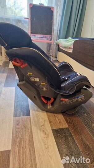 Автокресло (0-9-25 кг) Ailebebe Carmate Zutto